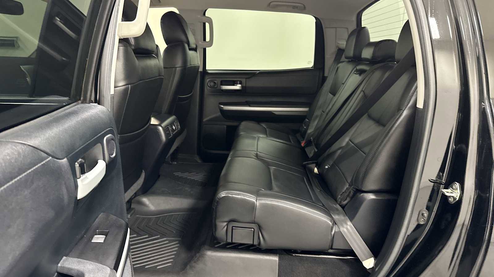 Certified 2017 Toyota Tundra SR5 image 23