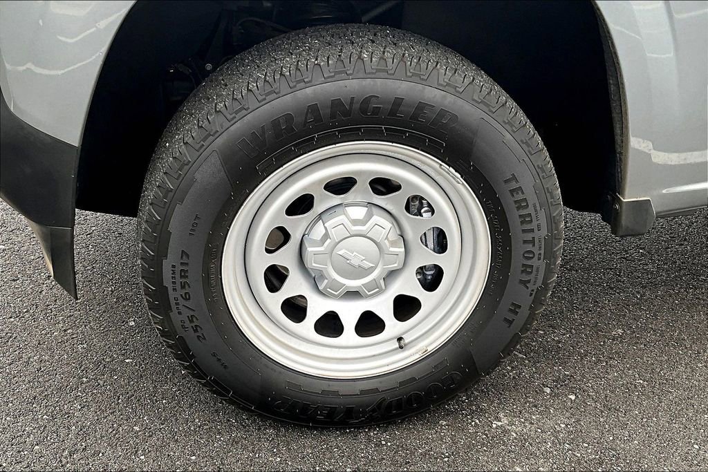 Used 2023 Chevrolet Colorado W/T image 6