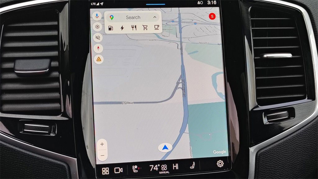 Certified 2024 Volvo XC90 T8 Plus w/ Protection Package Premier image 21