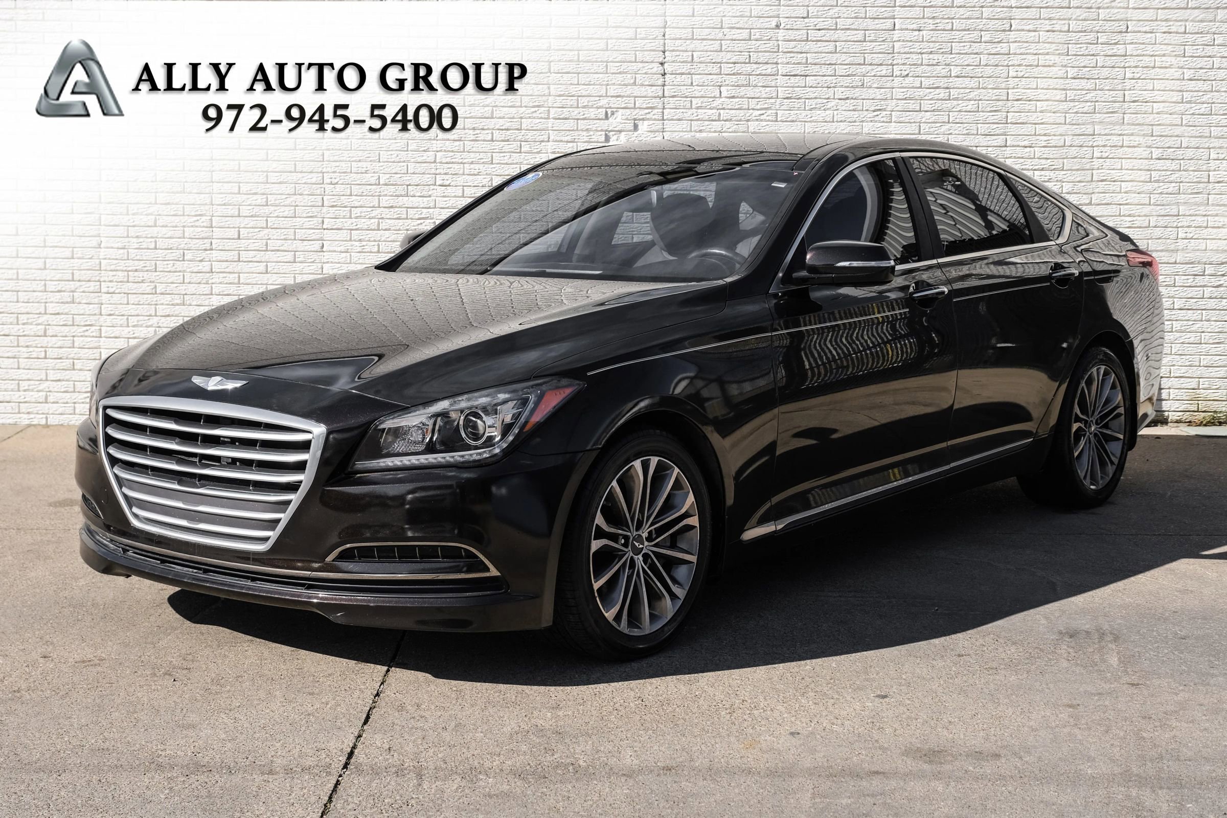 Used 2015 Hyundai Genesis 3.8 w/ Option Group 02 image 1
