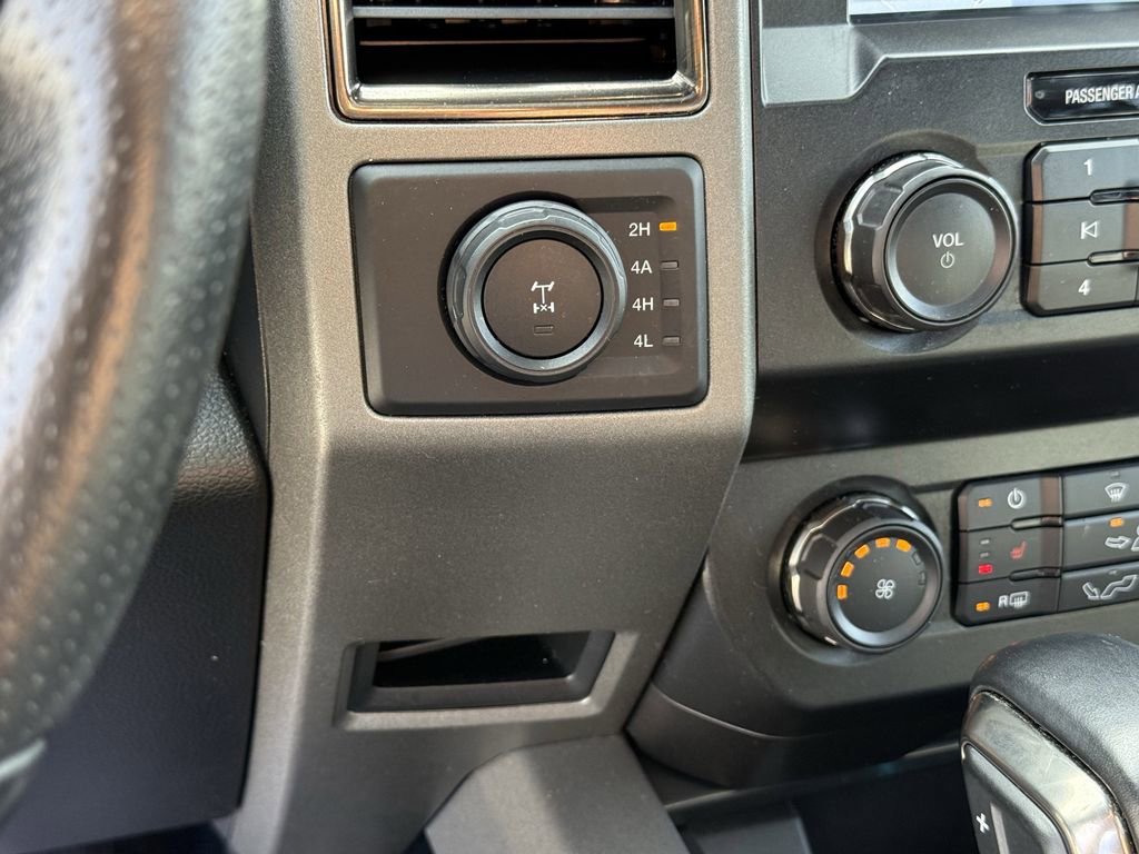 Used 2019 Ford F150 Raptor w/ Equipment Group 801A Mid image 20