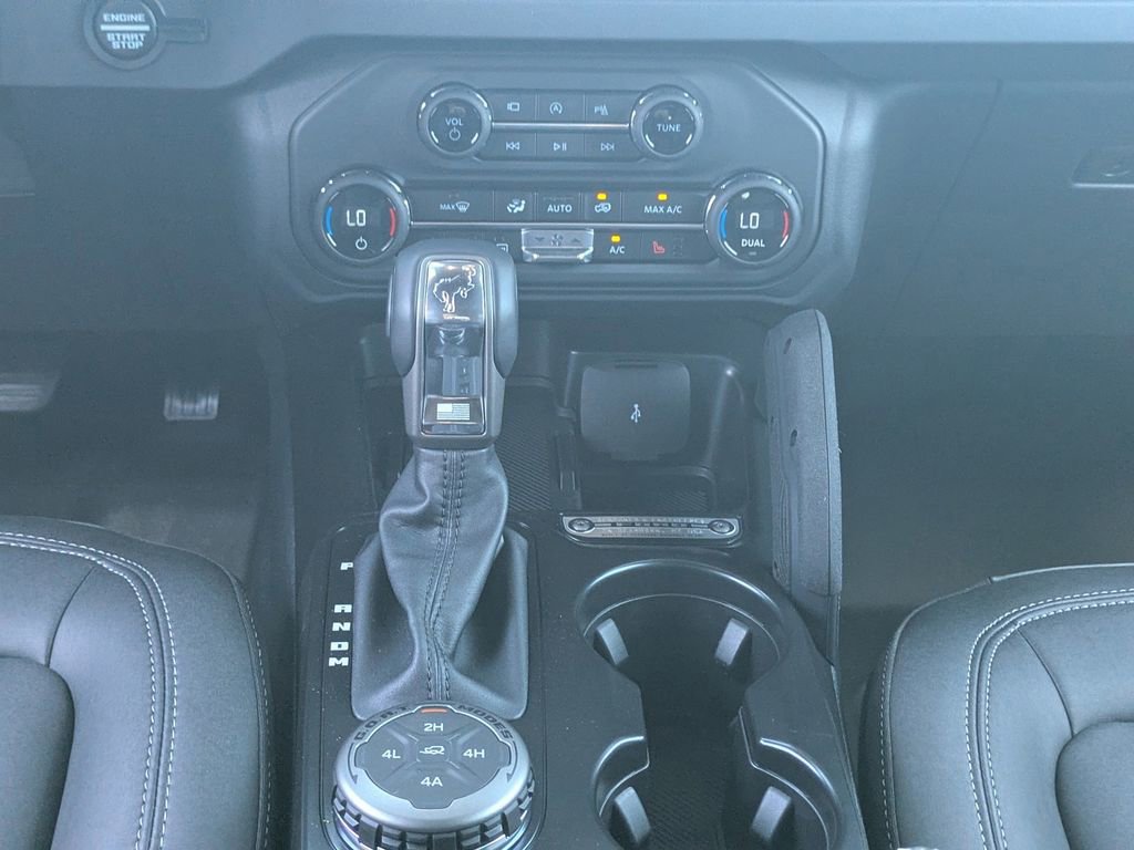 New 2025 Ford Bronco Badlands image 20