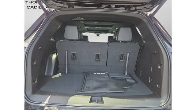 Used 2023 Chevrolet Traverse Premier AWD/4WD image 40