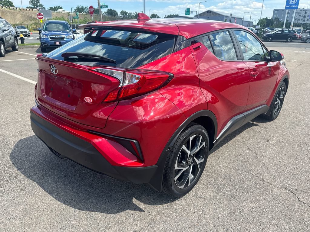 Used 2021 Toyota C-HR XLE FWD image 8