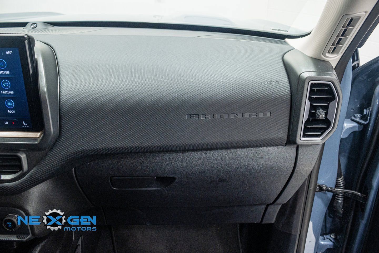 Used 2025 Ford Bronco Sport Outer Banks w/ Outer Banks Tech Package+ image 37