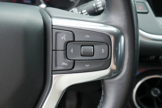 Used 2020 Chevrolet Blazer L FWD image 16
