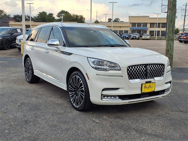 Used 2022 Lincoln Aviator Black Label w/ Dynamic Handling Package image 23