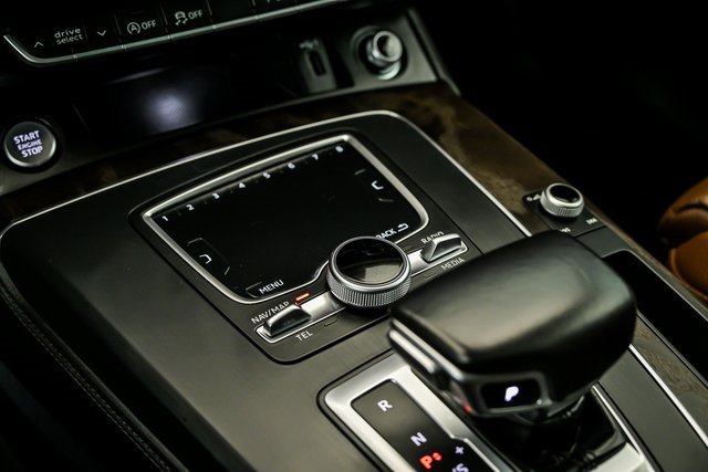 Used 2018 Audi Q5 Prestige w/ Prestige Package image 23