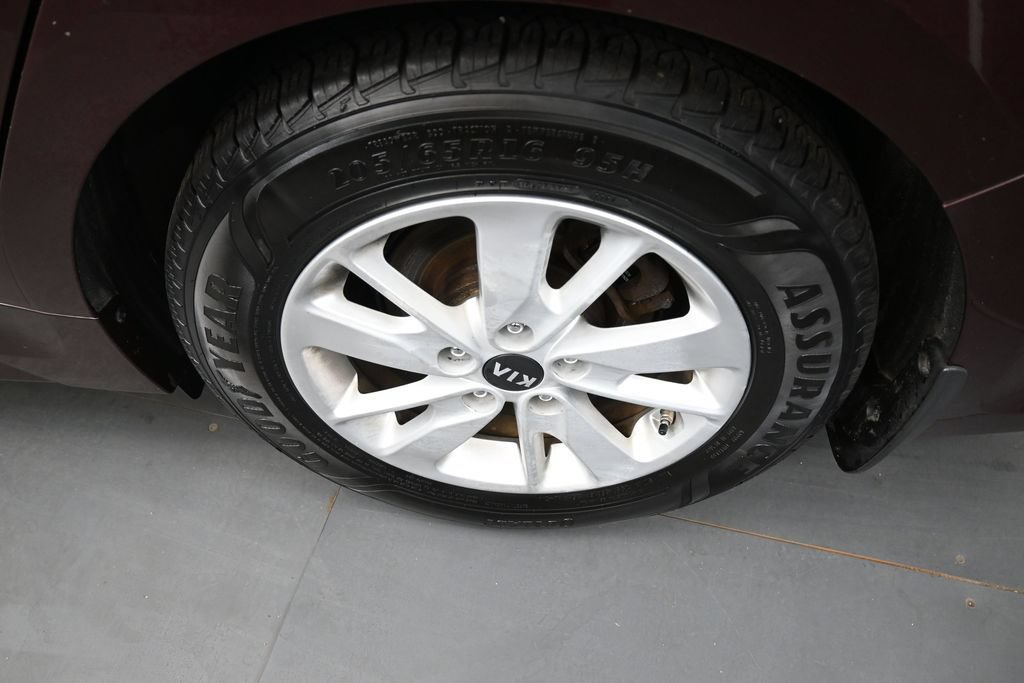 Used 2016 Kia Optima LX FWD image 9