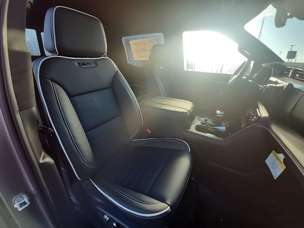New 2026 GMC Sierra 1500 AT4X image 17