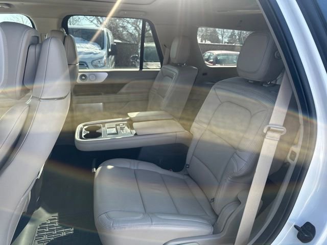 Used 2020 Lincoln Navigator Reserve w/ Luxury Package image 29