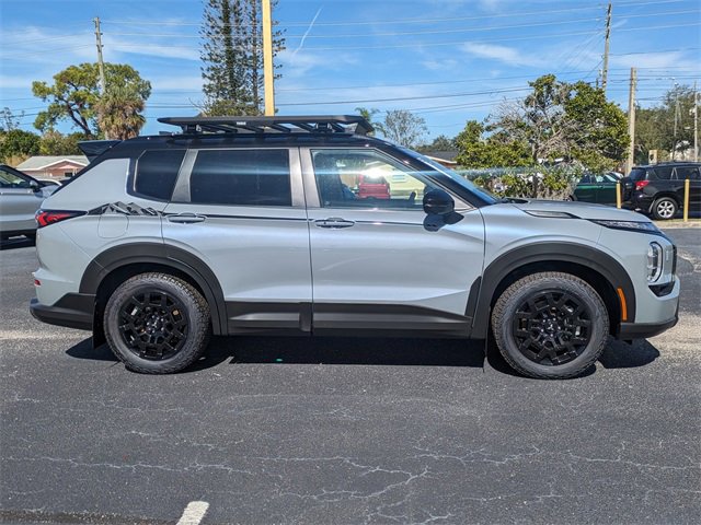 New 2025 Mitsubishi Outlander Trail Edition image 4