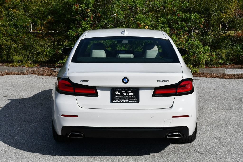 Used 2021 BMW 540i xDrive w/ Premium Package AWD/4WD image 5