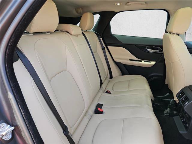 Used 2018 Jaguar F-PACE Premium AWD/4WD image 26