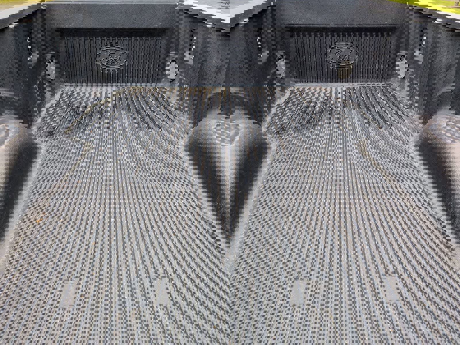 Used 2024 Ford F350 XLT image 32