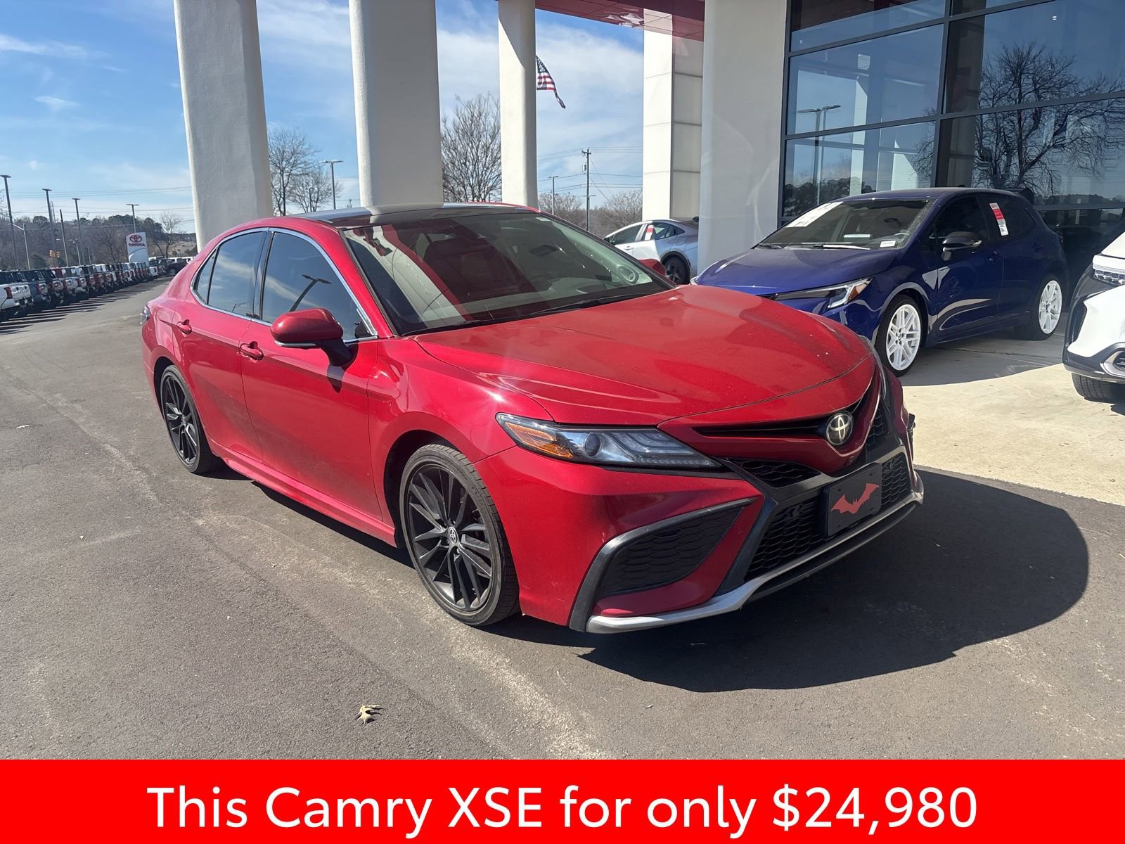 Used 2022 Toyota Camry XSE image 7