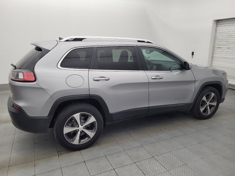 Used 2019 Jeep Cherokee Limited image 10