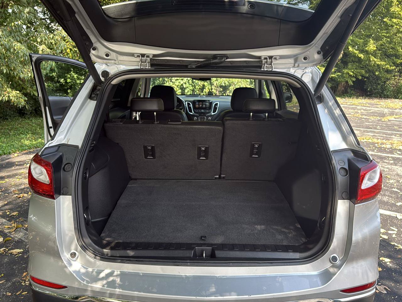 Used 2018 Chevrolet Equinox Premier AWD/4WD image 10