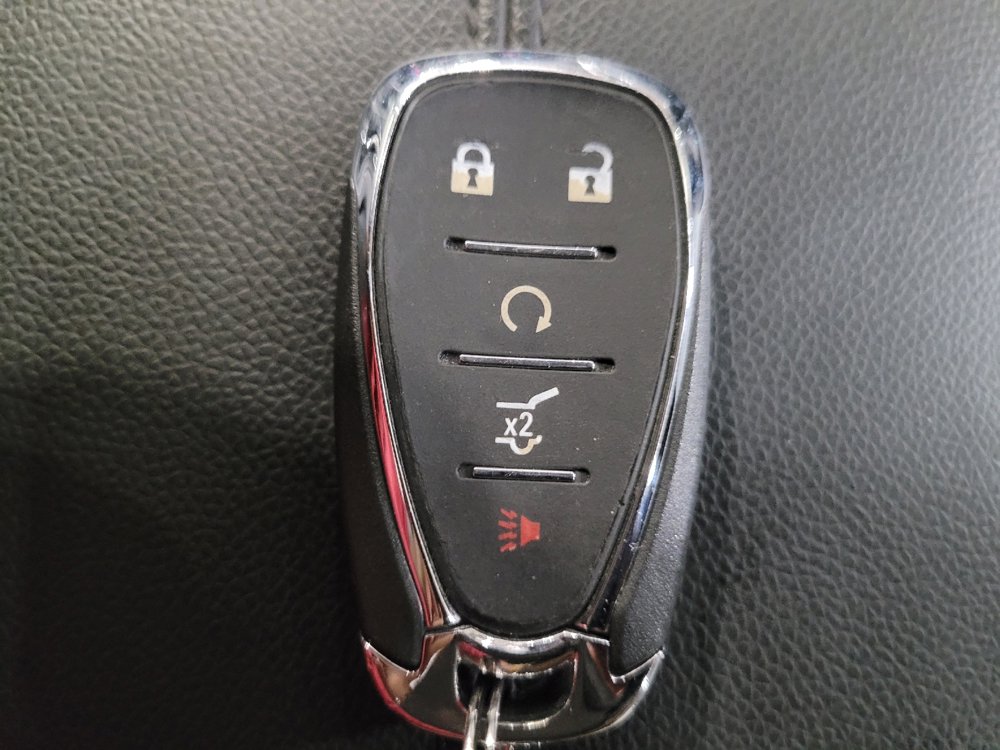 Used 2018 Chevrolet Equinox Premier AWD/4WD image 32