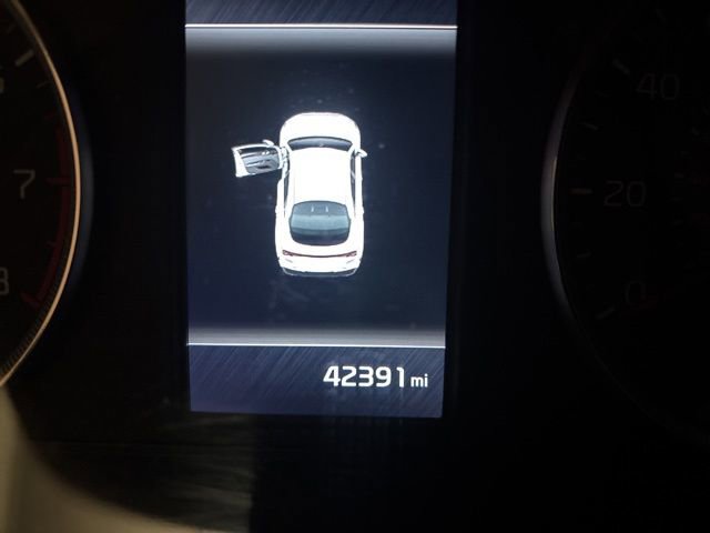 Used 2024 Kia K5 GT-Line image 13