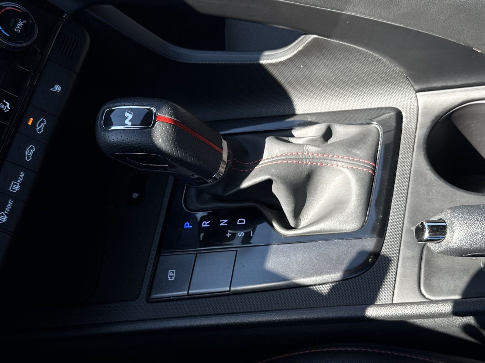 Certified 2024 Hyundai Elantra N Line FWD image 22