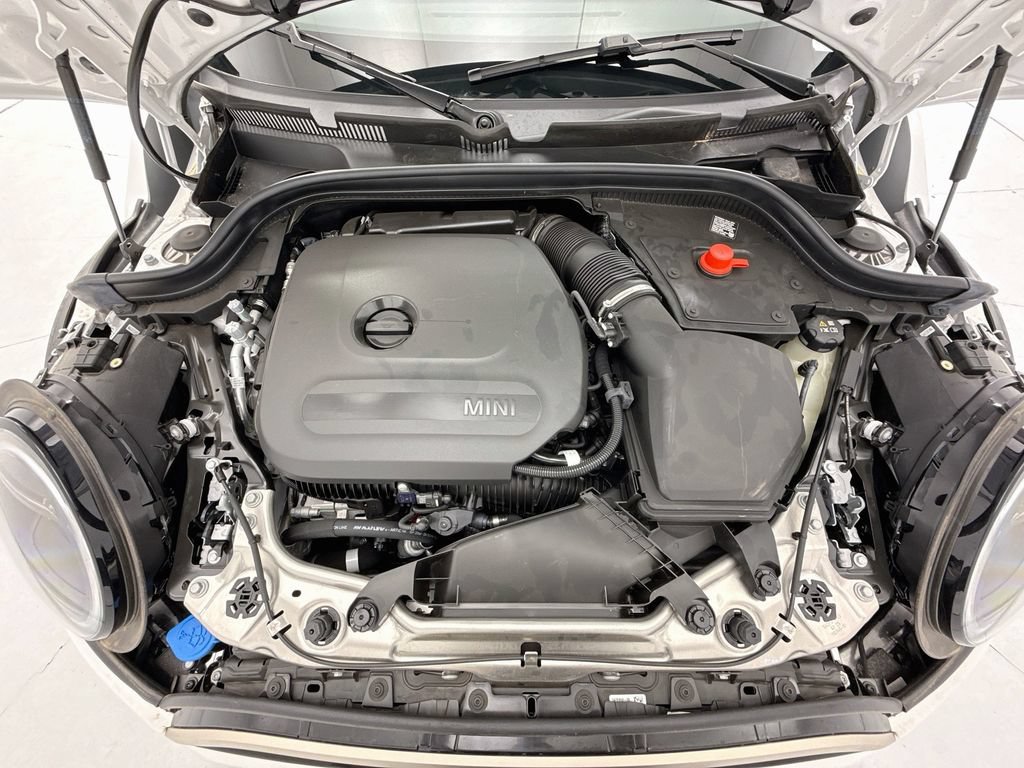 New 2026 MINI Cooper 2-Door Hardtop FWD image 27