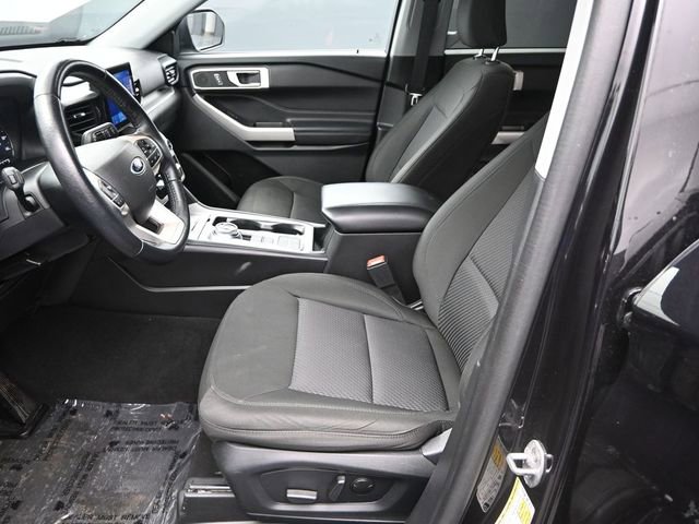 Used 2023 Ford Explorer XLT image 17