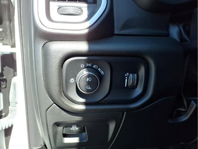 Used 2023 RAM 1500 Big Horn AWD/4WD image 21
