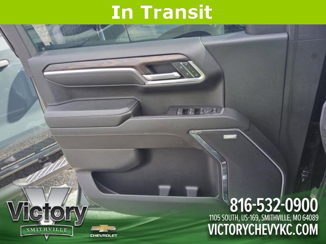 Used 2023 GMC Sierra 1500 SLT w/ SLT Premium Plus Package image 5