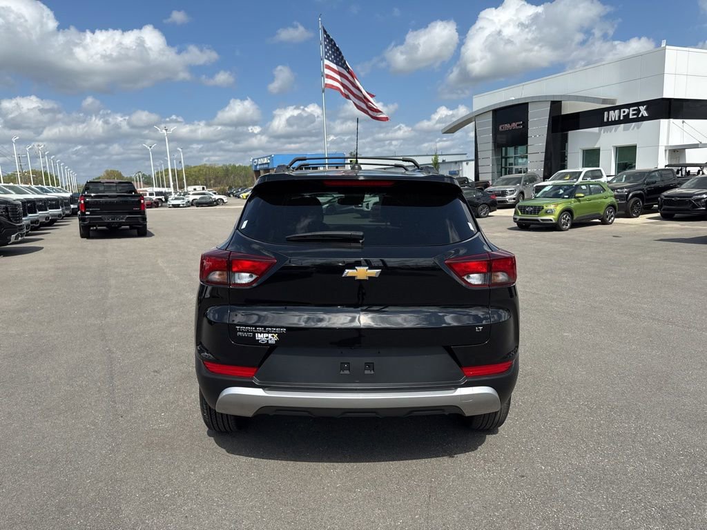 Used 2023 Chevrolet TrailBlazer LT w/ Convenience Package image 4