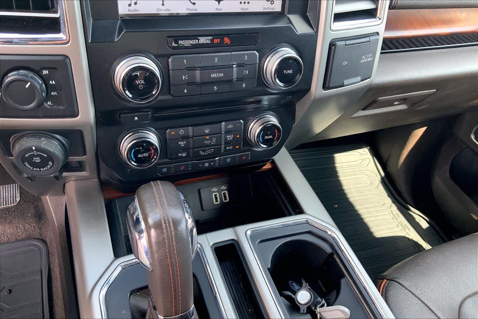 Used 2016 Ford F150 King Ranch w/ Equipment Group 601A Luxury AWD/4WD image 35