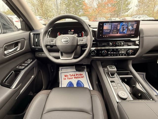 New 2026 Nissan Pathfinder SL image 22