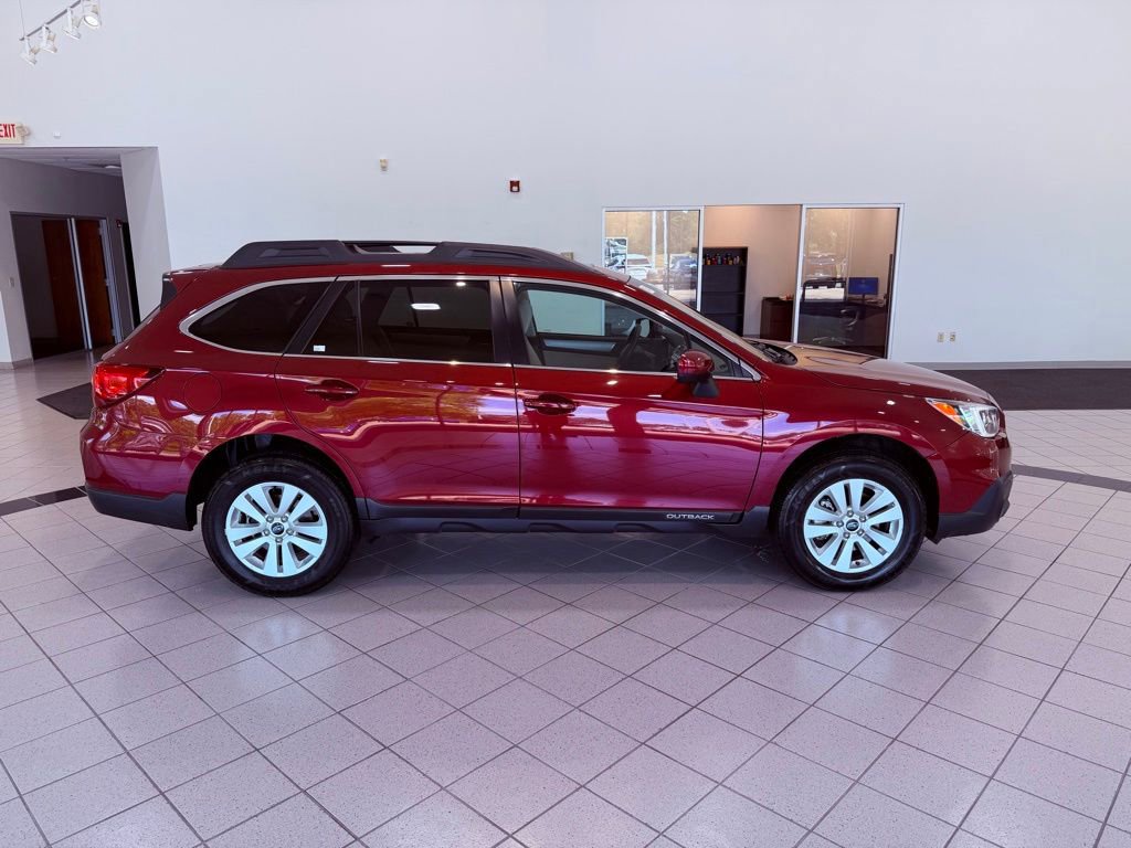 Used 2017 Subaru Outback 2.5i Premium AWD/4WD image 13