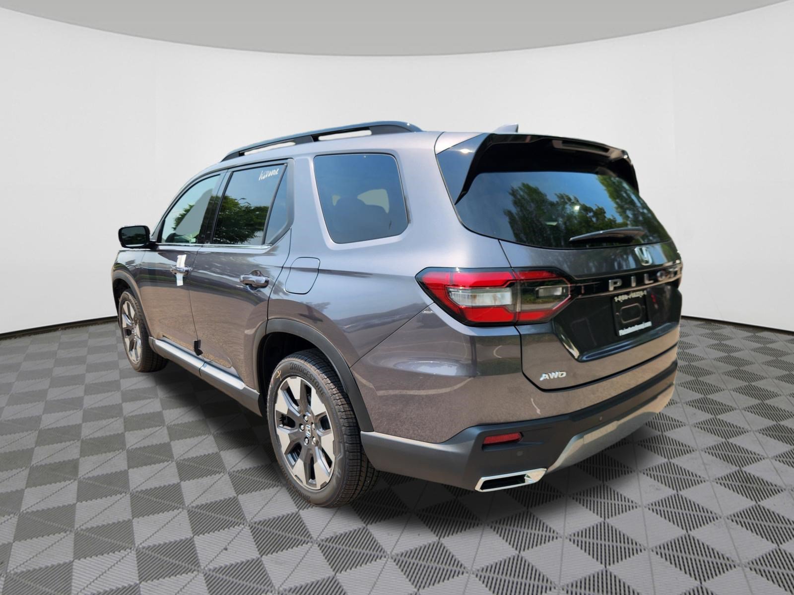 New 2026 Honda Pilot Elite image 3