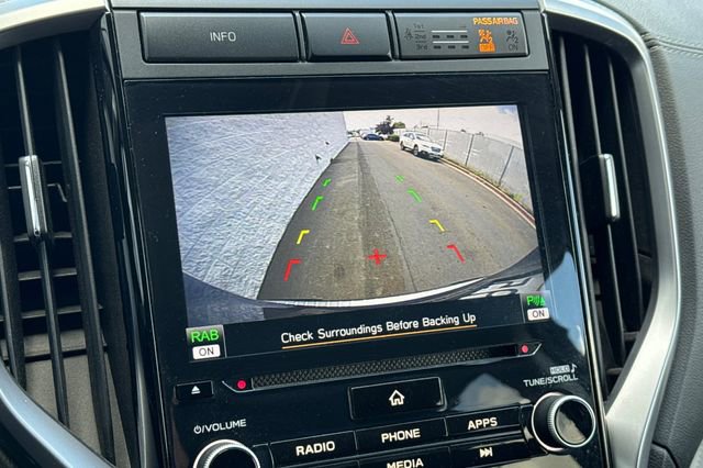 Used 2022 Subaru Ascent Premium w/ Convenience Package AWD/4WD image 23