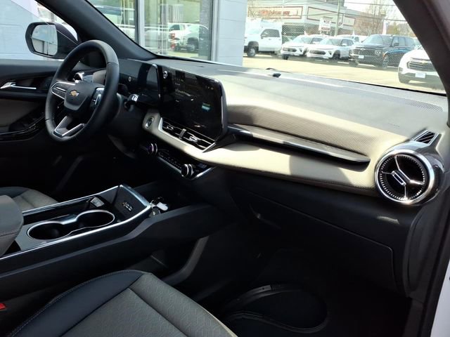 Used 2025 Chevrolet Equinox LT w/ Convenience Package II FWD image 21