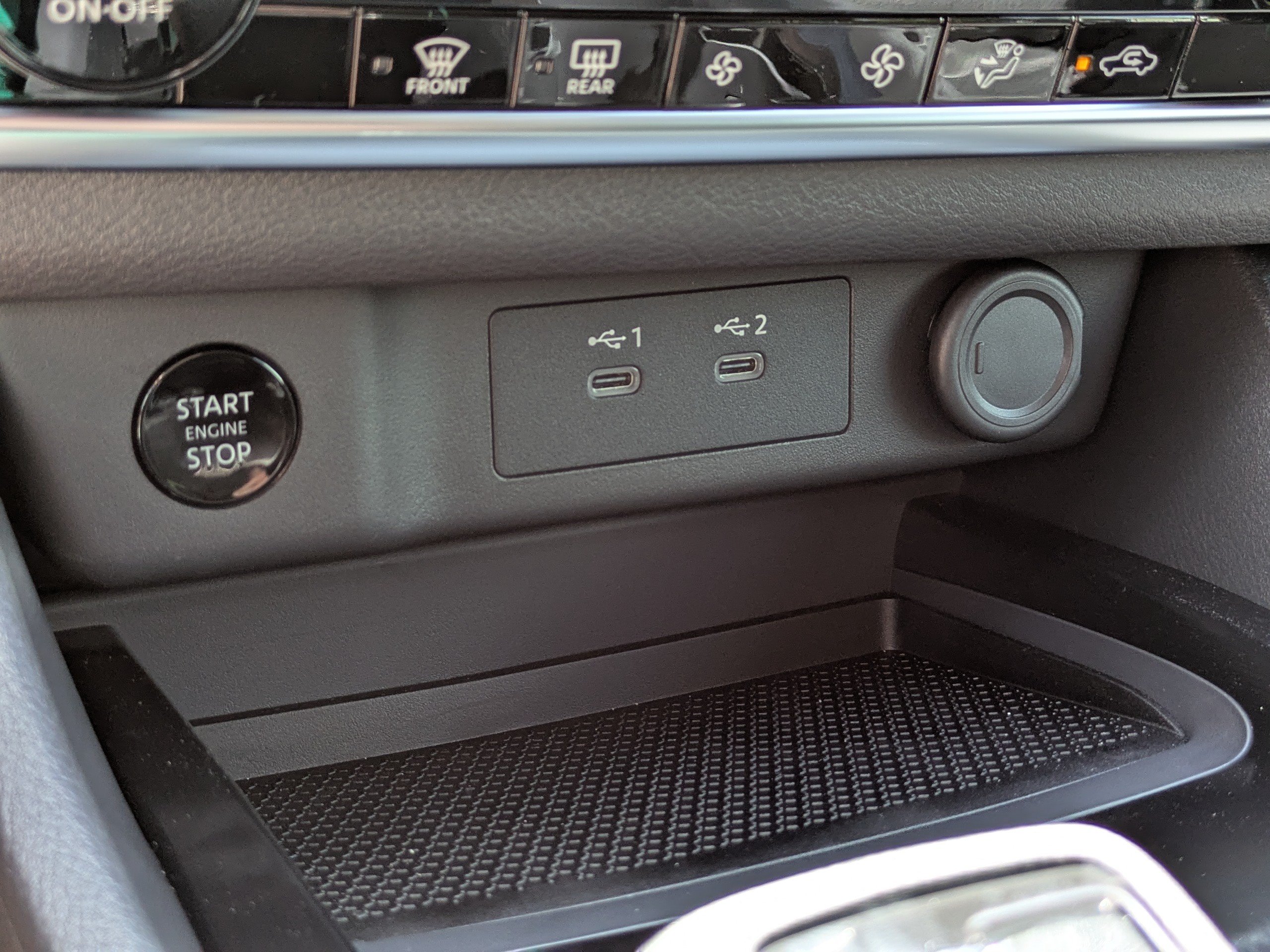 New 2026 Nissan Rogue SV FWD image 24