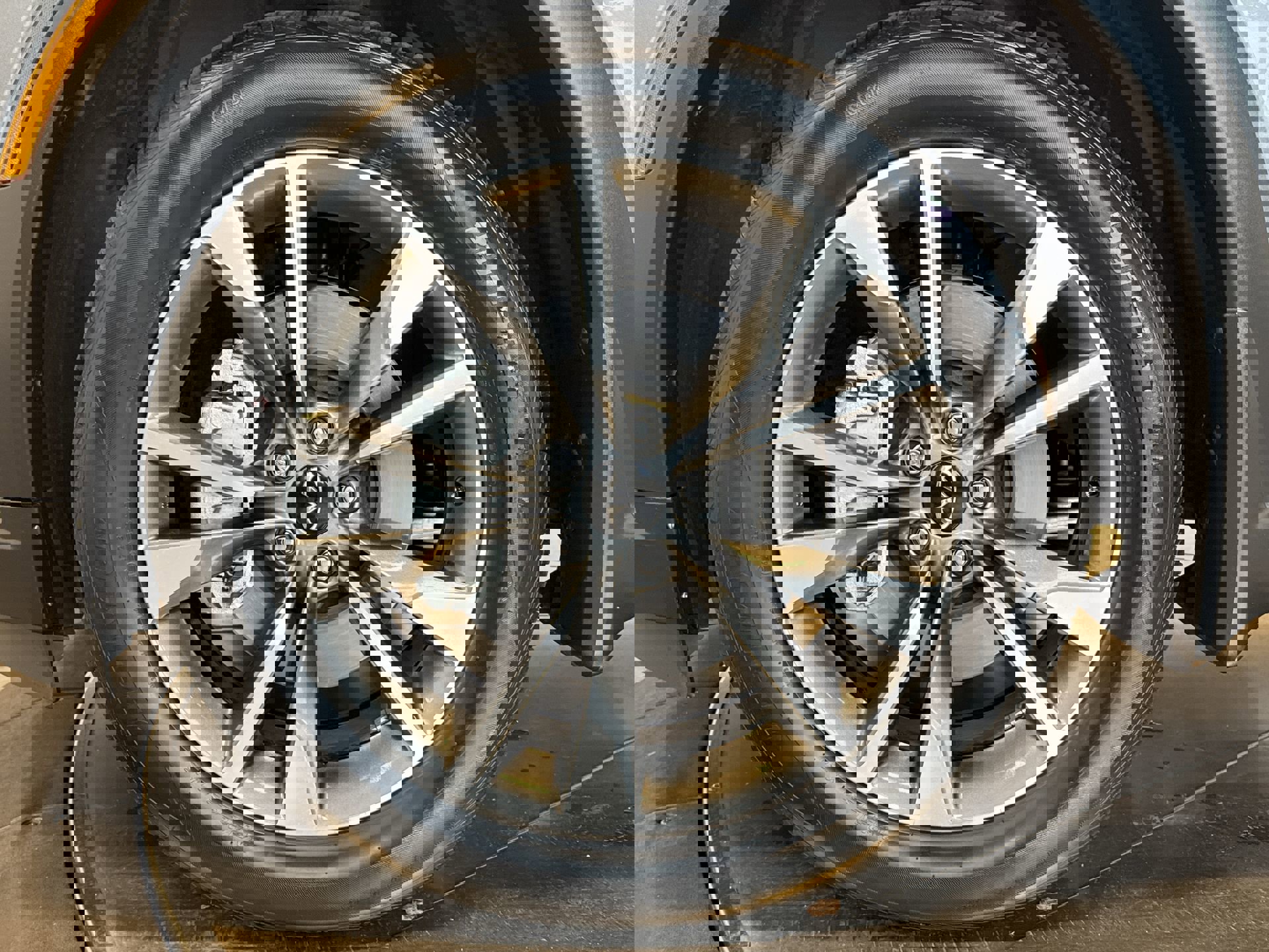 Certified 2025 INFINITI QX60 Luxe image 10