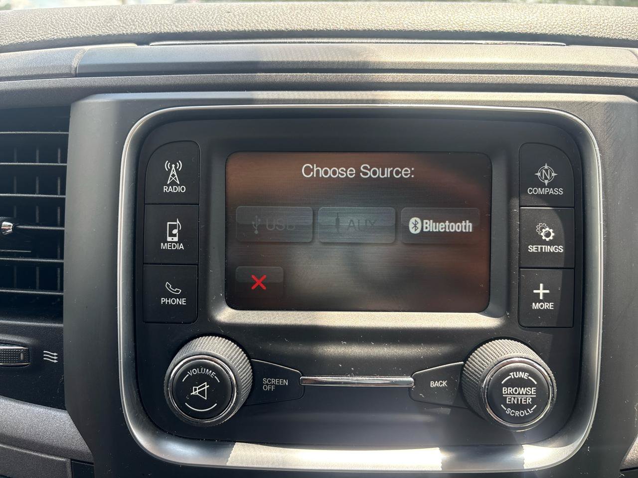 Used 2019 RAM 1500 Express w/ Express Value Package AWD/4WD image 12