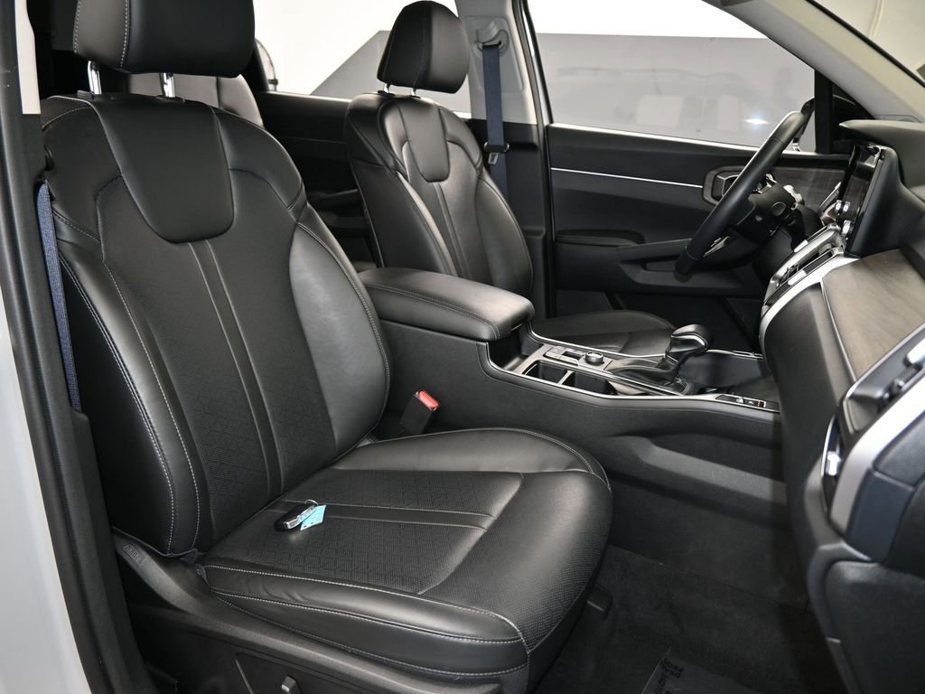 Used 2023 Kia Sorento X-Line EX image 51