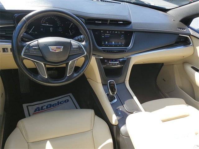 Used 2018 Cadillac XT5 FWD image 9