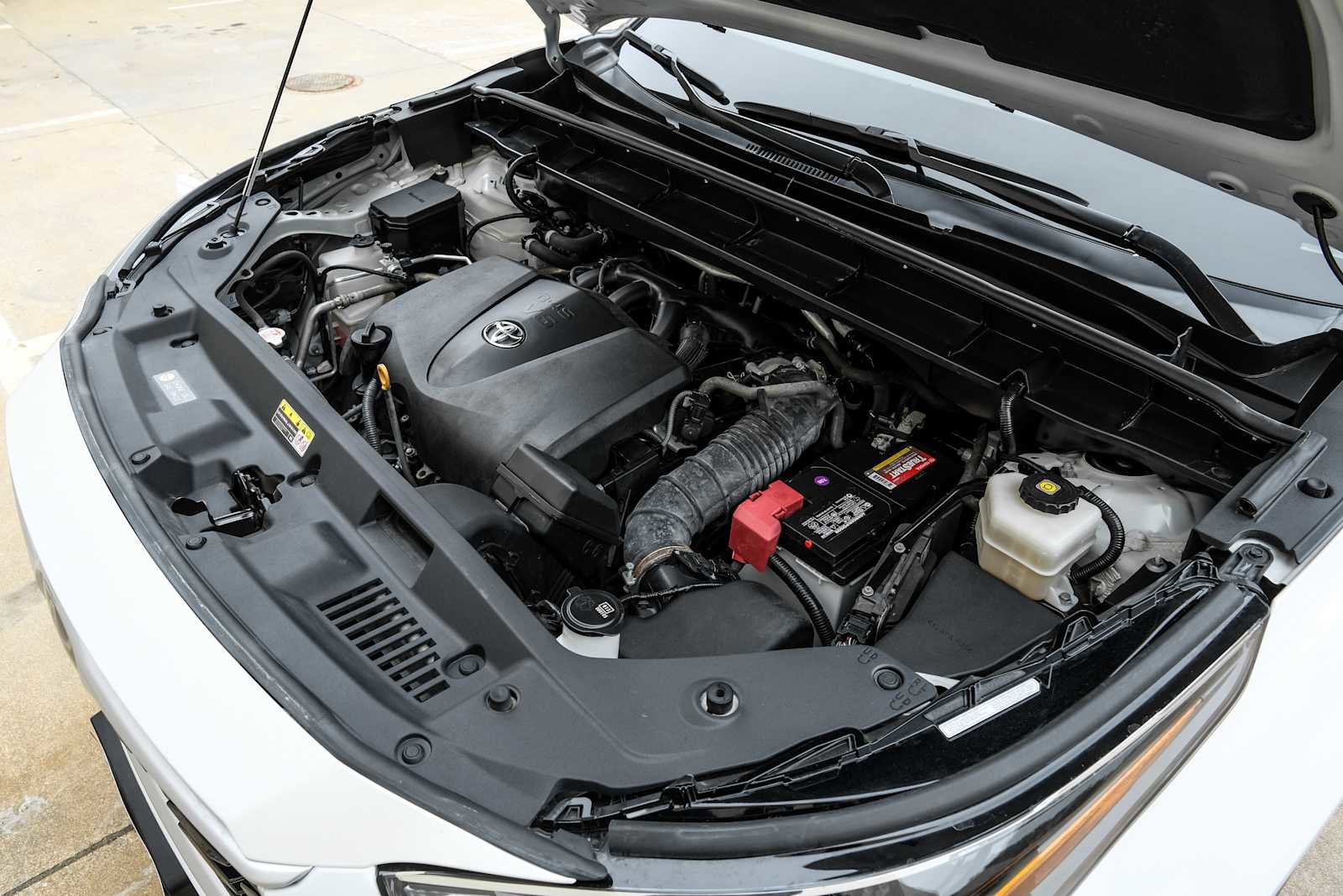 Used 2021 Toyota Highlander XLE image 51
