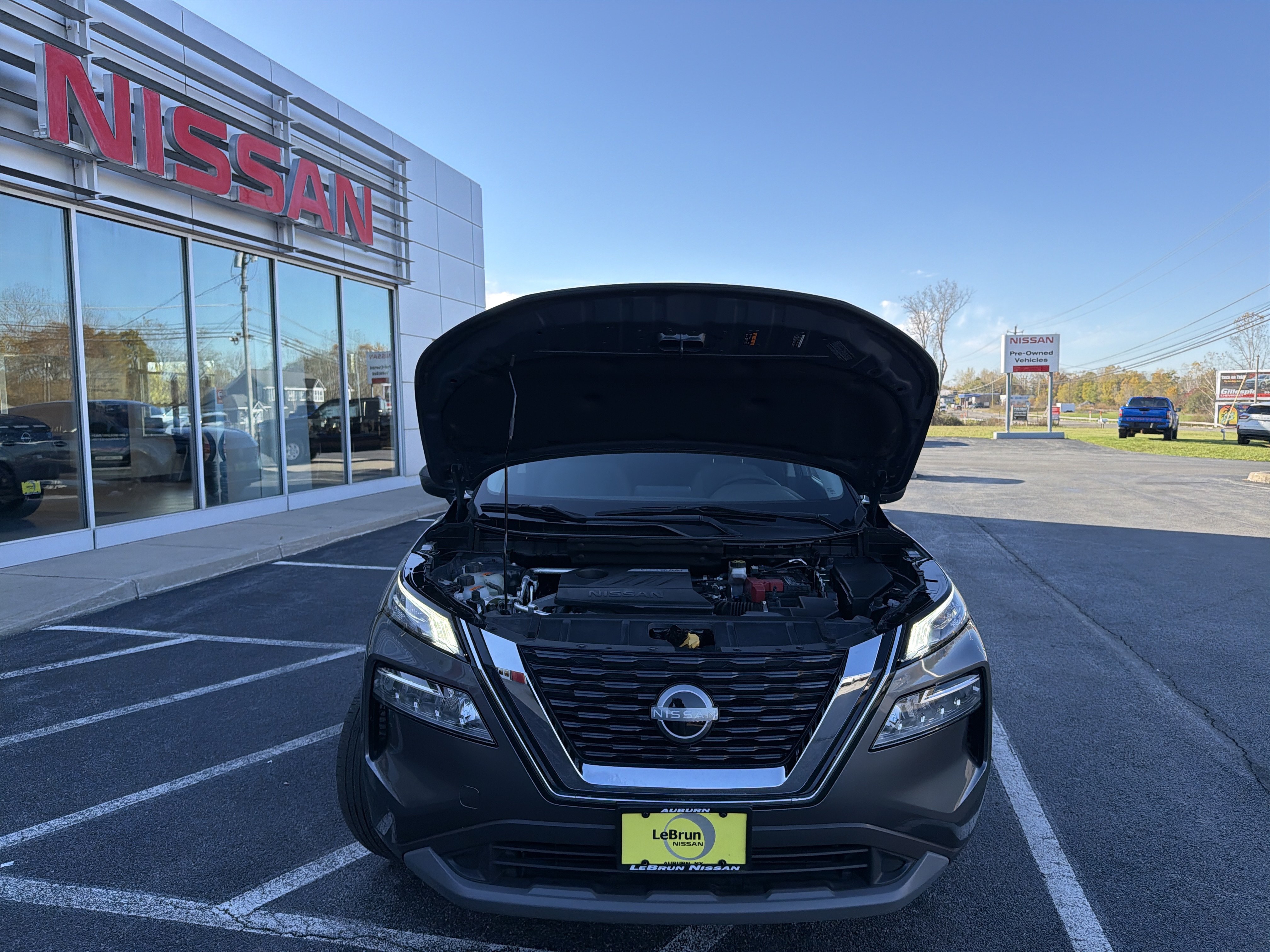 Certified 2023 Nissan Rogue SV AWD/4WD image 17