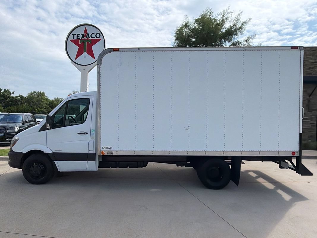 Used 2015 Mercedes-Benz Sprinter 3500 image 3