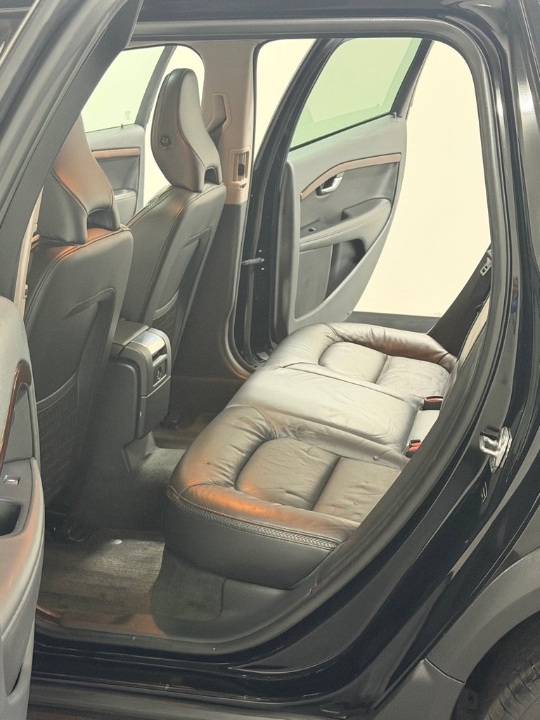 Used 2014 Volvo XC70 T6 AWD/4WD image 9