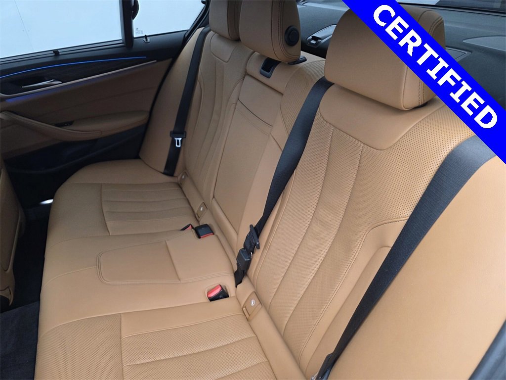 Certified 2023 BMW 530e w/ M Sport Package image 15