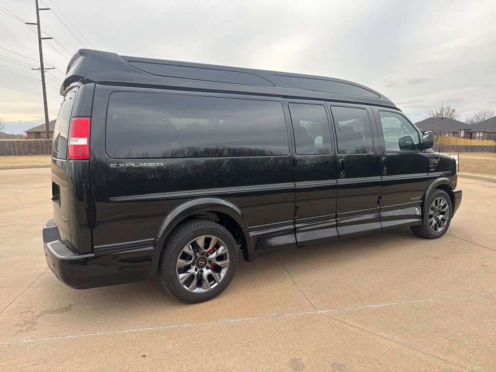 New 2025 GMC Savana 2500 Extended w/ Driver Convenience Package image 7