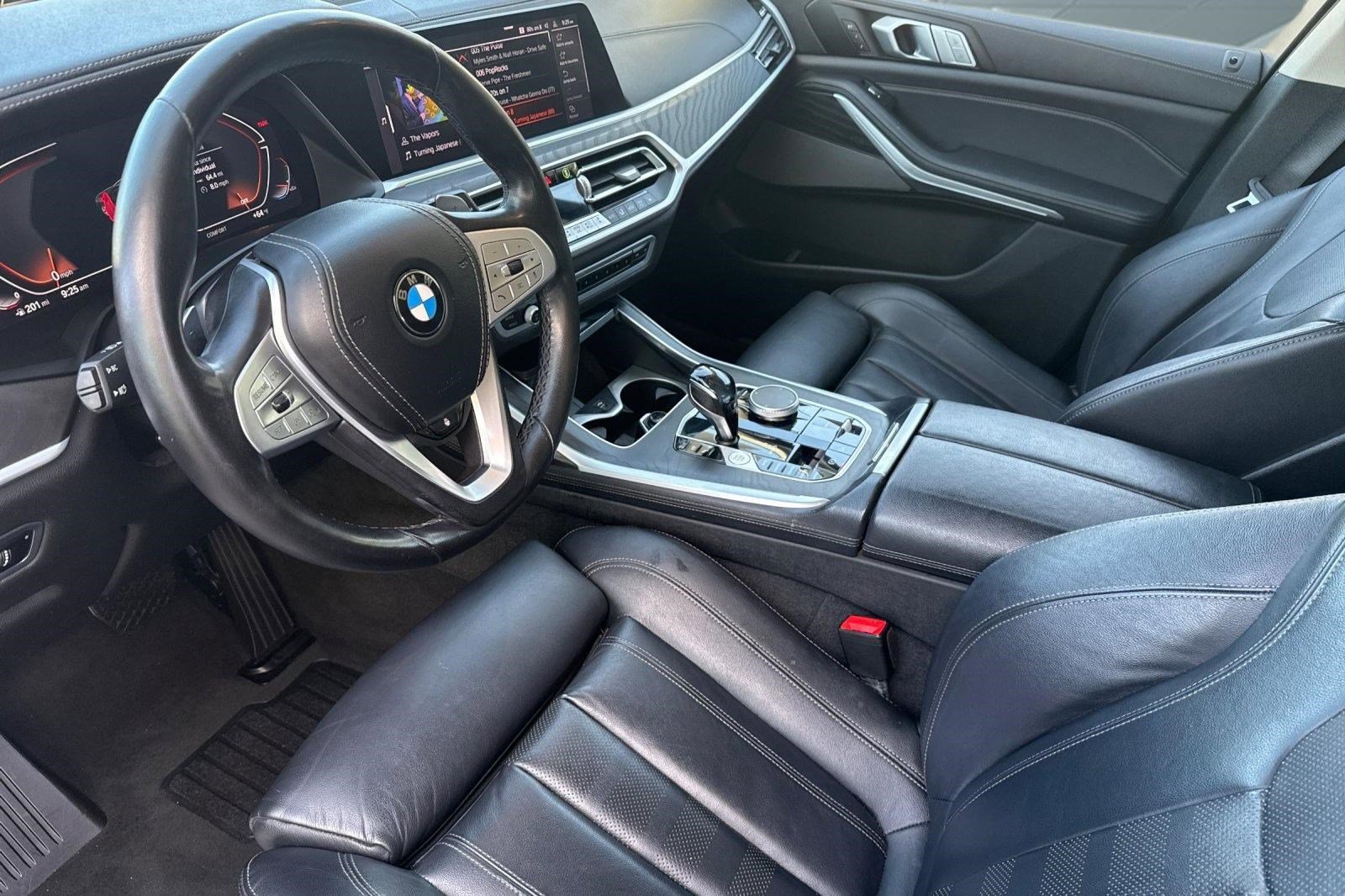 Used 2021 BMW X7 xDrive40i w/ Premium Package AWD/4WD image 4