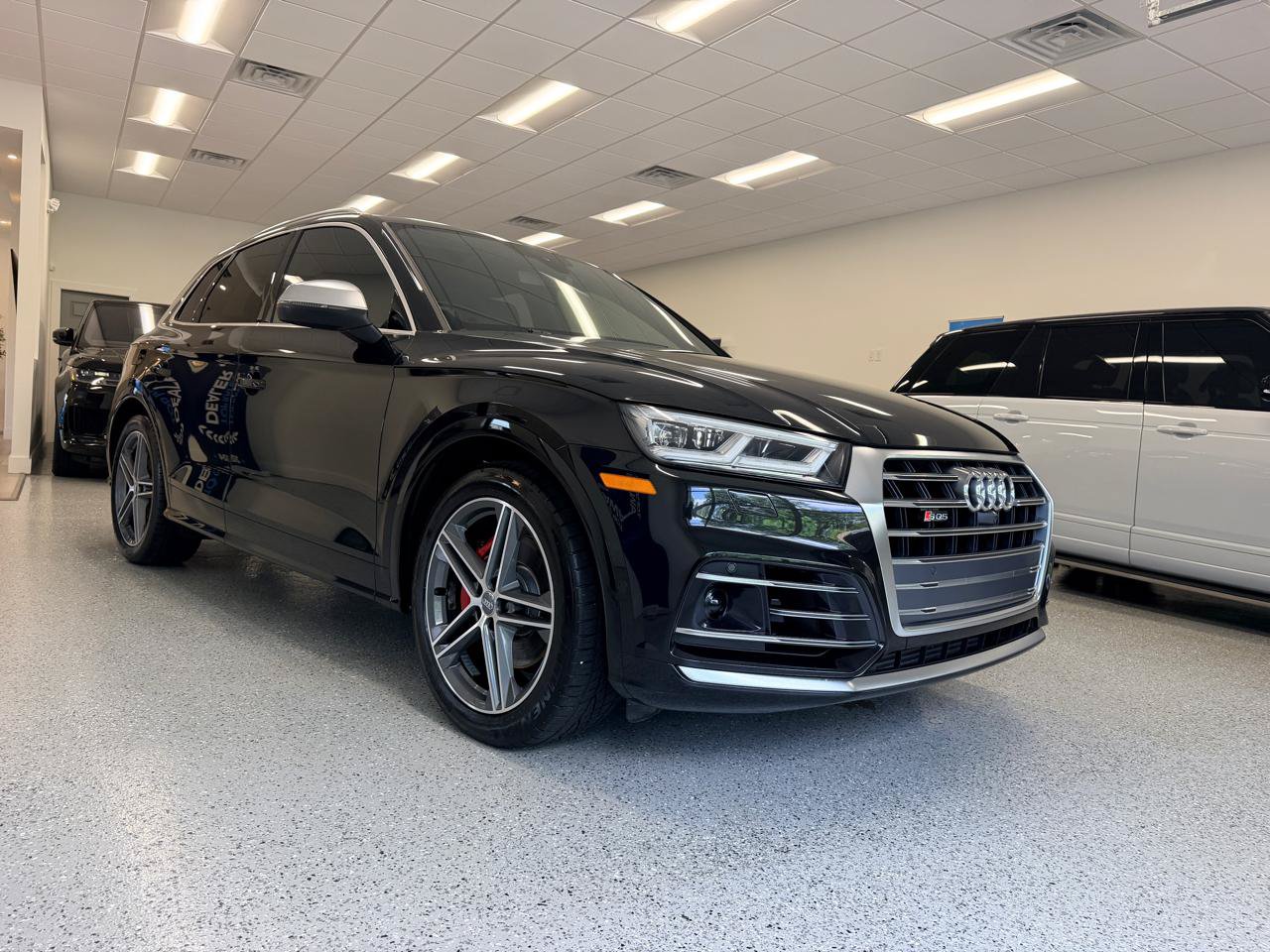 Used 2019 Audi SQ5 Prestige w/ Prestige Package AWD/4WD image 11