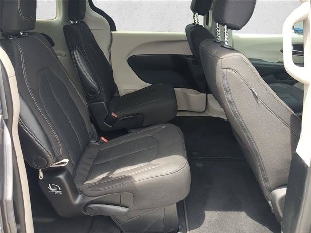 Used 2023 Chrysler Voyager LX FWD image 19
